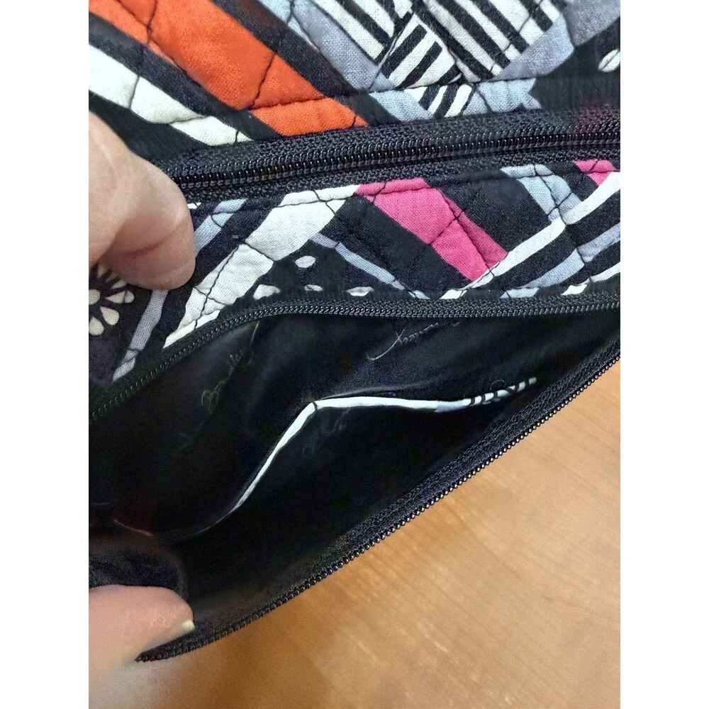 Vera Bradley Northen Stripes Black Pink White Geometric Pattern Crossbody EUC